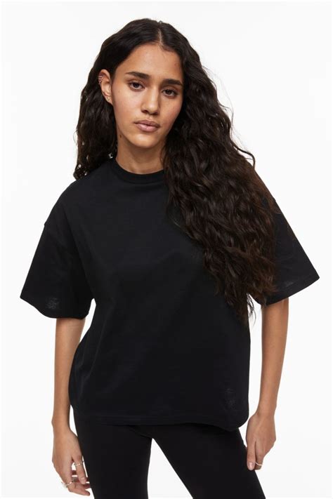 h&m oversized t shirts.